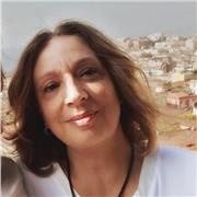 Avvocato impartisce lezioni di diritto personalizzate a studenti universitari e di scuola superiore